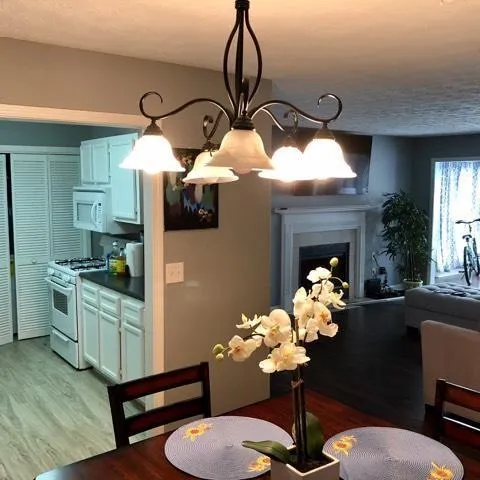 402 Gettysburg Place Unit 402, Sandy Springs, Georgia 30350, 2 Bedrooms Bedrooms, ,2 BathroomsBathrooms,Residential,Sold,402 Gettysburg Place Unit 402,6000342