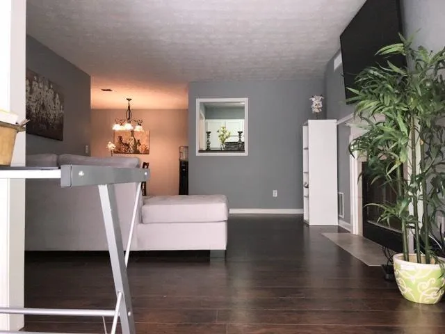 402 Gettysburg Place Unit 402, Sandy Springs, Georgia 30350, 2 Bedrooms Bedrooms, ,2 BathroomsBathrooms,Residential,Sold,402 Gettysburg Place Unit 402,6000342