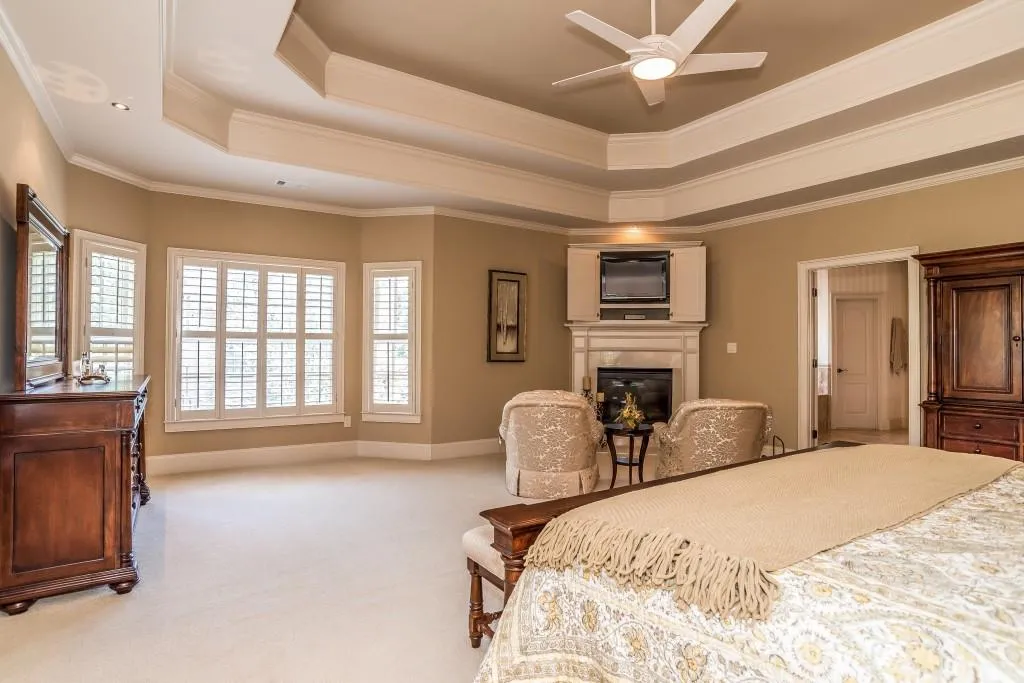 500 Glengate Cove, Sandy Springs, Georgia 30328, 5 Bedrooms Bedrooms, ,4 BathroomsBathrooms,Residential,Sold,500 Glengate Cove,5860316