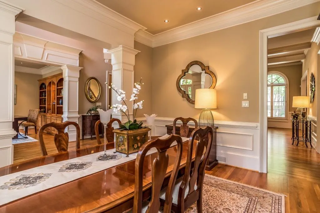 500 Glengate Cove, Sandy Springs, Georgia 30328, 5 Bedrooms Bedrooms, ,4 BathroomsBathrooms,Residential,Sold,500 Glengate Cove,5860316