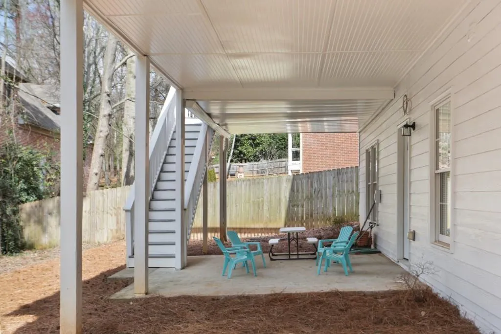 1045 Lancaster Walk, Atlanta, Georgia 30328, 4 Bedrooms Bedrooms, ,4 BathroomsBathrooms,Residential,Sold,1045 Lancaster Walk,6694181