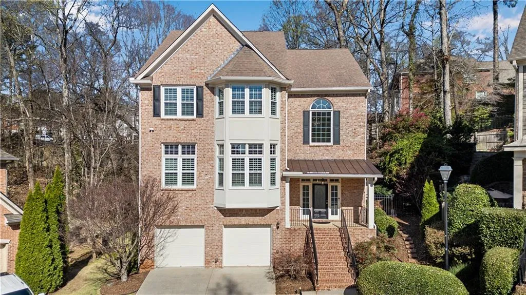992 Wescott Lane, Atlanta, Georgia 30319, 4 Bedrooms Bedrooms, ,3 BathroomsBathrooms,Residential,For Sale,992 Wescott Lane,7743201