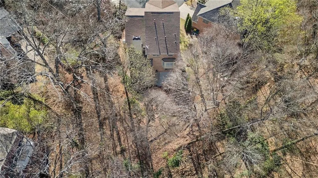 992 Wescott Lane, Atlanta, Georgia 30319, 4 Bedrooms Bedrooms, ,3 BathroomsBathrooms,Residential,For Sale,992 Wescott Lane,7743201