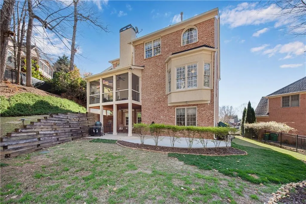 992 Wescott Lane, Atlanta, Georgia 30319, 4 Bedrooms Bedrooms, ,3 BathroomsBathrooms,Residential,For Sale,992 Wescott Lane,7743201