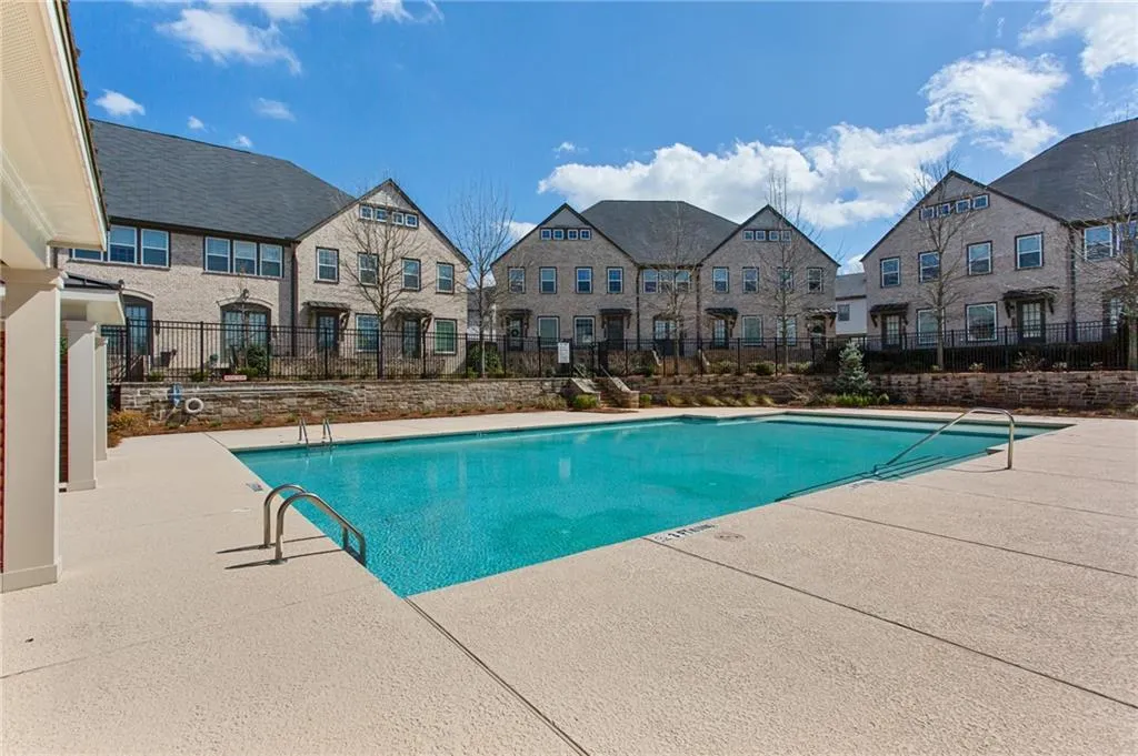 2527 Figaro Drive Unit 214, Atlanta, Georgia 30339, 3 Bedrooms Bedrooms, 0 ,3 BathroomsBathrooms,Residential,For Sale,2527 Figaro Drive Unit 214,7729784