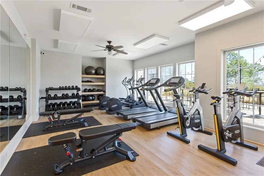 2527 Figaro Drive Unit 214, Atlanta, Georgia 30339, 3 Bedrooms Bedrooms, 0 ,3 BathroomsBathrooms,Residential,For Sale,2527 Figaro Drive Unit 214,7729784