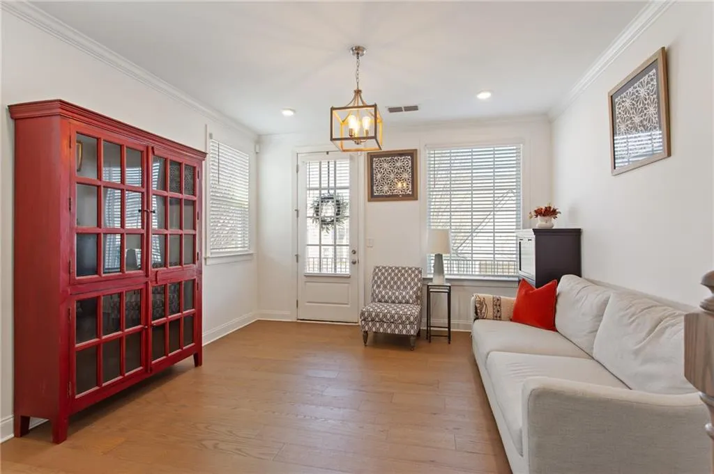 2527 Figaro Drive Unit 214, Atlanta, Georgia 30339, 3 Bedrooms Bedrooms, 0 ,3 BathroomsBathrooms,Residential,For Sale,2527 Figaro Drive Unit 214,7729784