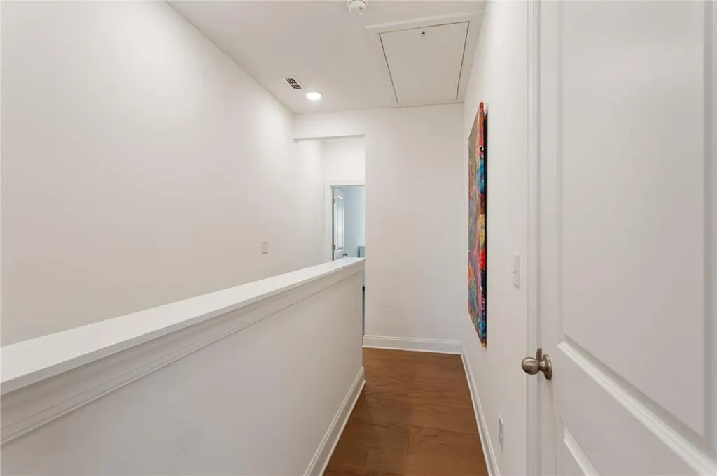 2527 Figaro Drive Unit 214, Atlanta, Georgia 30339, 3 Bedrooms Bedrooms, 0 ,3 BathroomsBathrooms,Residential,For Sale,2527 Figaro Drive Unit 214,7729784
