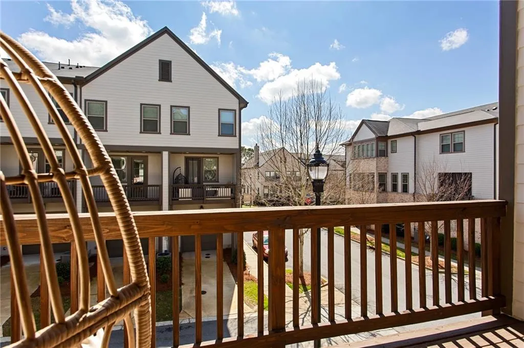 2527 Figaro Drive Unit 214, Atlanta, Georgia 30339, 3 Bedrooms Bedrooms, 0 ,3 BathroomsBathrooms,Residential,For Sale,2527 Figaro Drive Unit 214,7729784