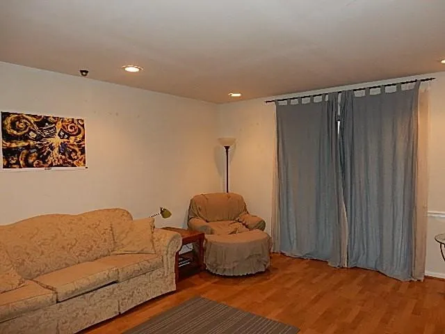 5400 Roswell Road Unit F-6, Atlanta, Georgia 30342, 1 Bedroom Bedrooms, ,1 BathroomBathrooms,Residential,Sold,5400 Roswell Road Unit F-6,5821514