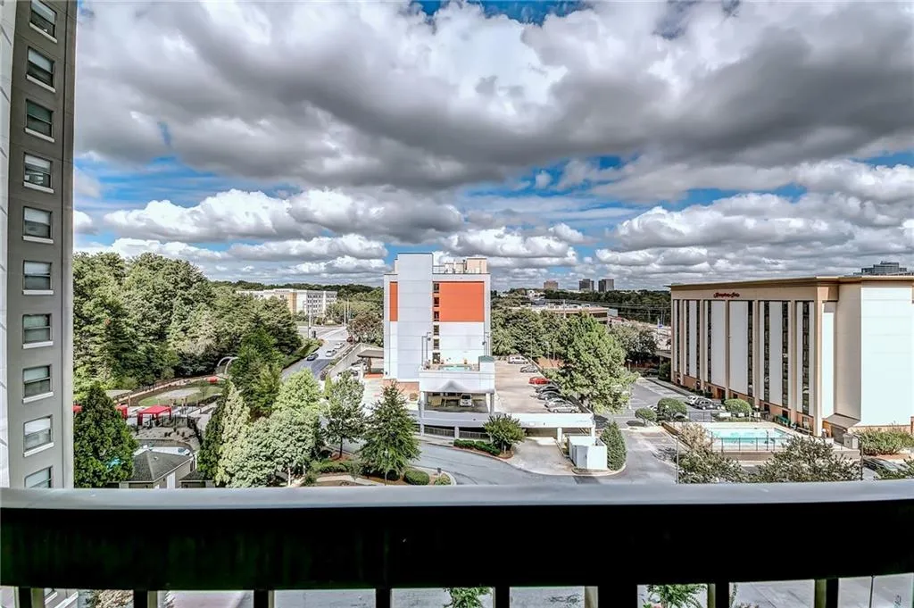 795 Hammond Drive Unit 813, Sandy Springs, Georgia 30328, 2 Bedrooms Bedrooms, ,2 BathroomsBathrooms,Residential,Sold,795 Hammond Drive Unit 813,6877356