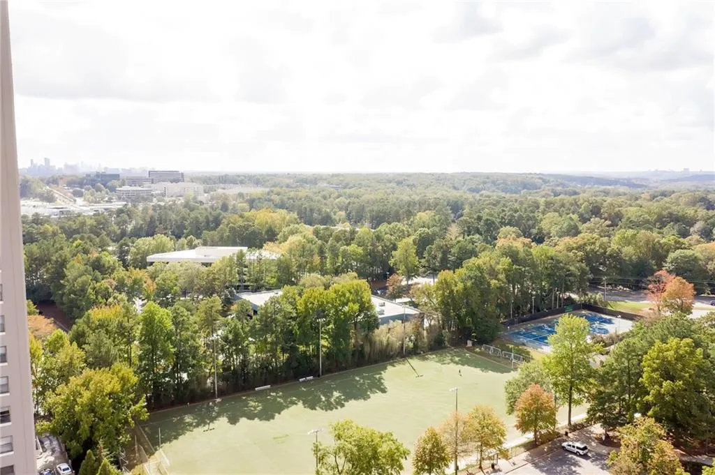 795 Hammond Drive Unit 813, Sandy Springs, Georgia 30328, 2 Bedrooms Bedrooms, ,2 BathroomsBathrooms,Residential,Sold,795 Hammond Drive Unit 813,6877356