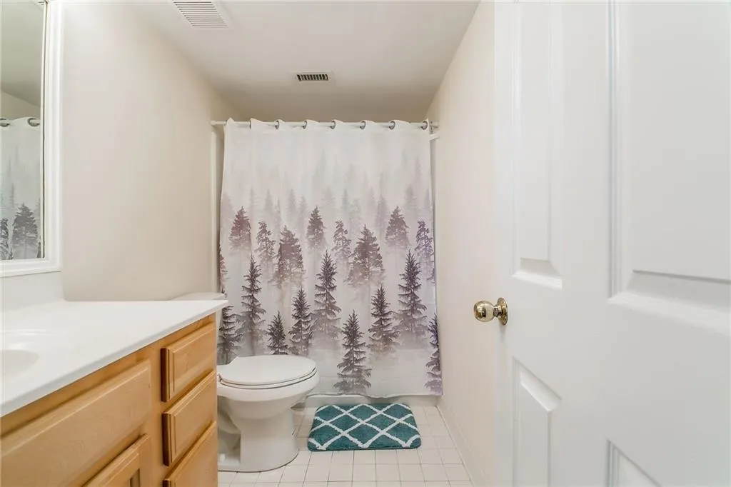 795 Hammond Drive Unit 813, Sandy Springs, Georgia 30328, 2 Bedrooms Bedrooms, ,2 BathroomsBathrooms,Residential,Sold,795 Hammond Drive Unit 813,6877356