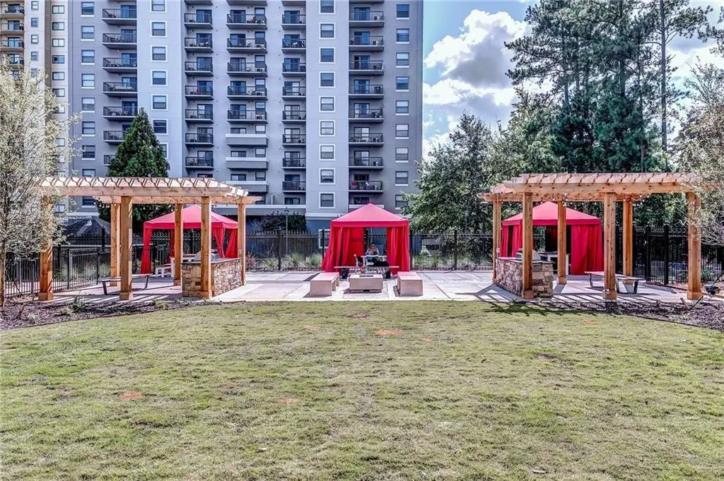 795 Hammond Drive Unit 813, Sandy Springs, Georgia 30328, 2 Bedrooms Bedrooms, ,2 BathroomsBathrooms,Residential,Sold,795 Hammond Drive Unit 813,6877356