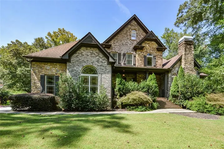 2210 Spalding Drive, Atlanta, Georgia 30350