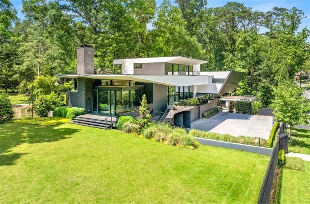 3891 Wieuca Road Ne, Atlanta, Georgia 30342, 5 Bedrooms Bedrooms, ,6 BathroomsBathrooms,Residential,For Sale,3891 Wieuca Road Ne,7638459