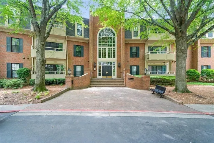 25104 Plantation Drive Ne, Atlanta, Georgia 30324