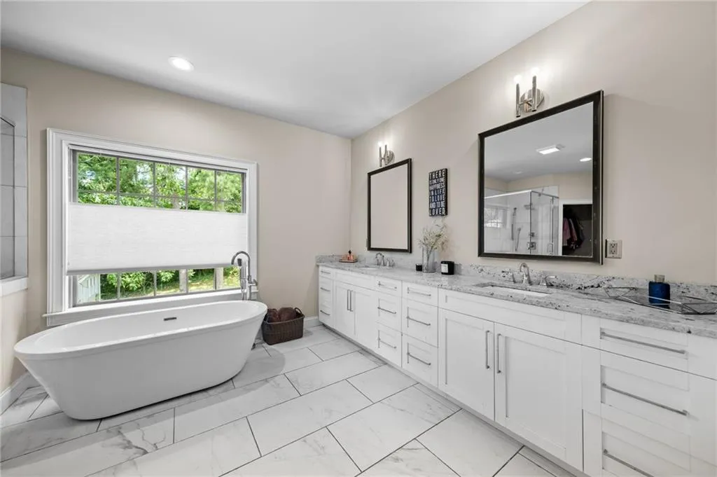 2601 Stoland Drive Ne, Brookhaven, Georgia 30319, 5 Bedrooms Bedrooms, ,4 BathroomsBathrooms,Residential,For Sale,2601 Stoland Drive Ne,7617238