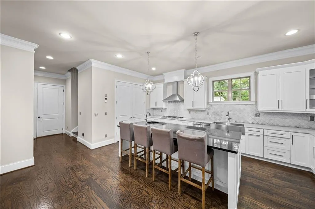 2601 Stoland Drive Ne, Brookhaven, Georgia 30319, 5 Bedrooms Bedrooms, ,4 BathroomsBathrooms,Residential,For Sale,2601 Stoland Drive Ne,7617238