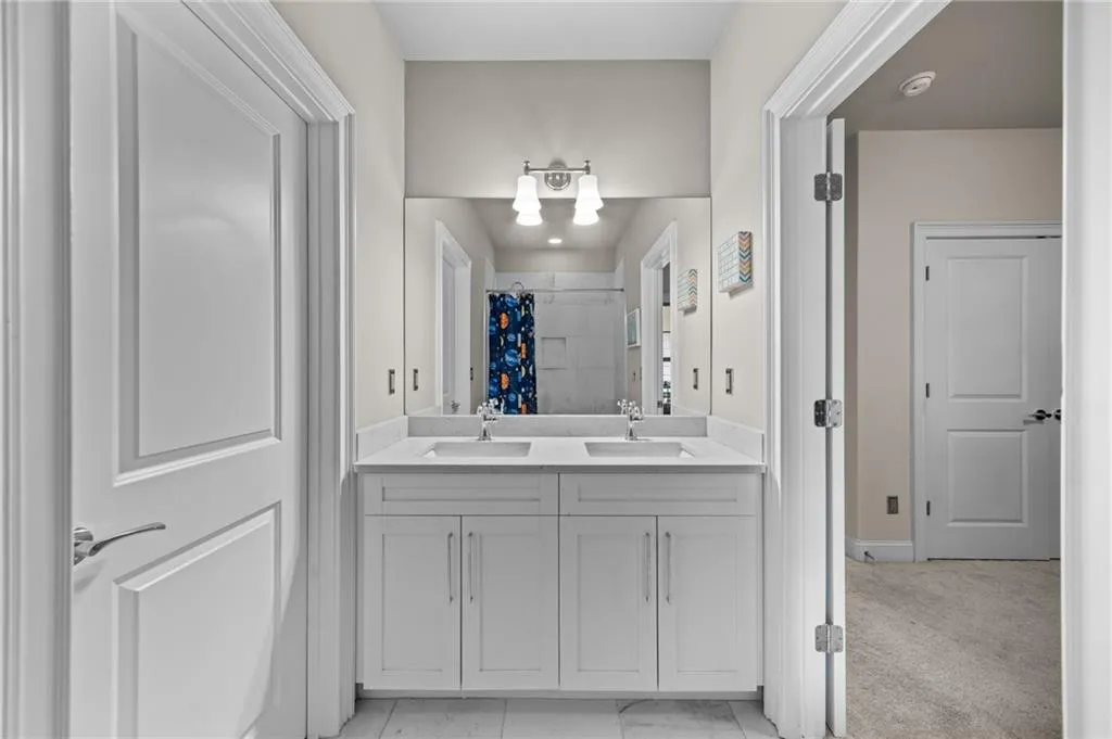 2601 Stoland Drive Ne, Brookhaven, Georgia 30319, 5 Bedrooms Bedrooms, ,4 BathroomsBathrooms,Residential,For Sale,2601 Stoland Drive Ne,7617238