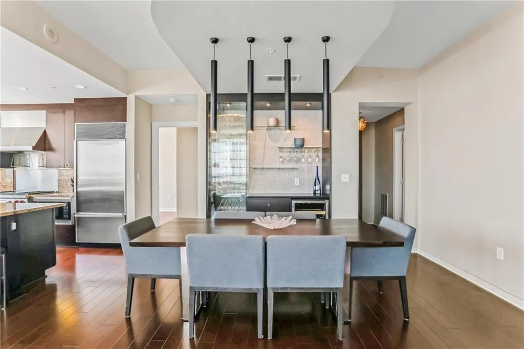 3325 Piedmont Road Ne Unit 2901, Atlanta, Georgia 30305, 3 Bedrooms Bedrooms, ,3 BathroomsBathrooms,Residential,For Sale,3325 Piedmont Road Ne Unit 2901,7617023