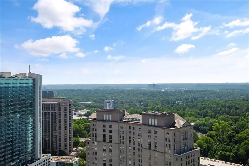 3325 Piedmont Road Ne Unit 2901, Atlanta, Georgia 30305, 3 Bedrooms Bedrooms, ,3 BathroomsBathrooms,Residential,For Sale,3325 Piedmont Road Ne Unit 2901,7617023