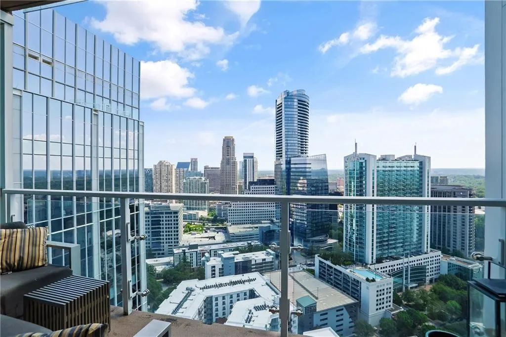 3325 Piedmont Road Ne Unit 2901, Atlanta, Georgia 30305, 3 Bedrooms Bedrooms, ,3 BathroomsBathrooms,Residential,For Sale,3325 Piedmont Road Ne Unit 2901,7617023