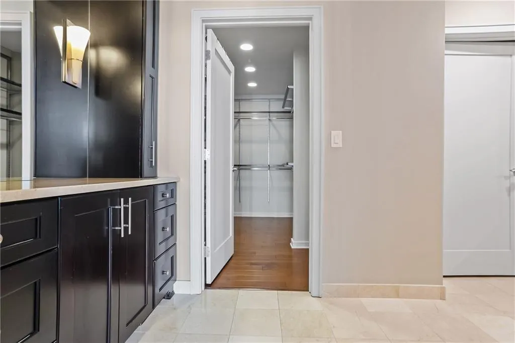 3325 Piedmont Road Ne Unit 2901, Atlanta, Georgia 30305, 3 Bedrooms Bedrooms, ,3 BathroomsBathrooms,Residential,For Sale,3325 Piedmont Road Ne Unit 2901,7617023