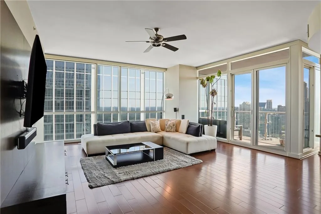 3325 Piedmont Road Ne Unit 2901, Atlanta, Georgia 30305, 3 Bedrooms Bedrooms, ,3 BathroomsBathrooms,Residential,For Sale,3325 Piedmont Road Ne Unit 2901,7617023