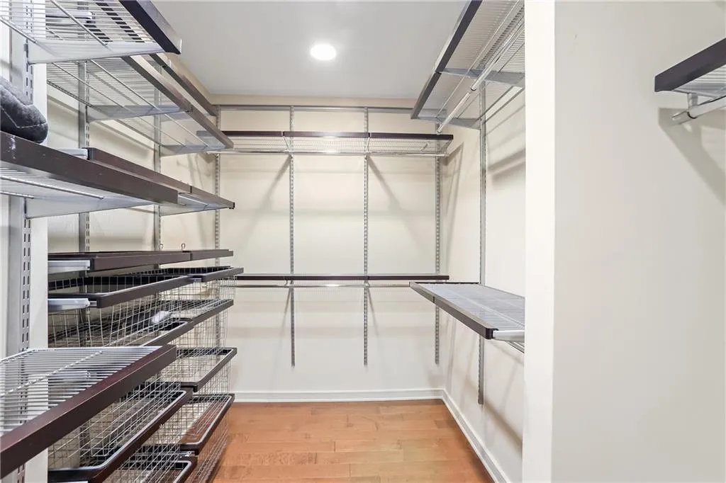 3325 Piedmont Road Ne Unit 2901, Atlanta, Georgia 30305, 3 Bedrooms Bedrooms, ,3 BathroomsBathrooms,Residential,For Sale,3325 Piedmont Road Ne Unit 2901,7617023