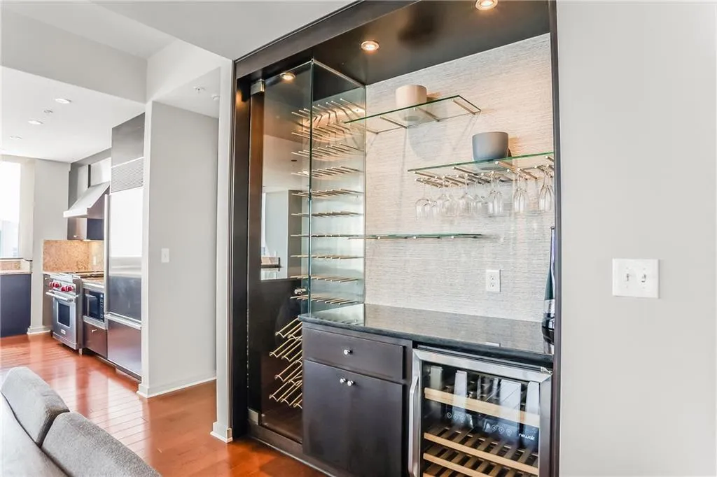 3325 Piedmont Road Ne Unit 2901, Atlanta, Georgia 30305, 3 Bedrooms Bedrooms, ,3 BathroomsBathrooms,Residential,For Sale,3325 Piedmont Road Ne Unit 2901,7617023