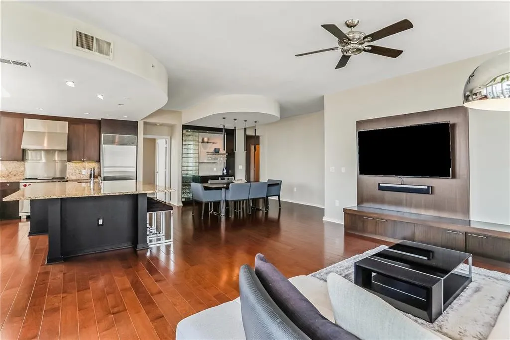 3325 Piedmont Road Ne Unit 2901, Atlanta, Georgia 30305, 3 Bedrooms Bedrooms, ,3 BathroomsBathrooms,Residential,For Sale,3325 Piedmont Road Ne Unit 2901,7617023