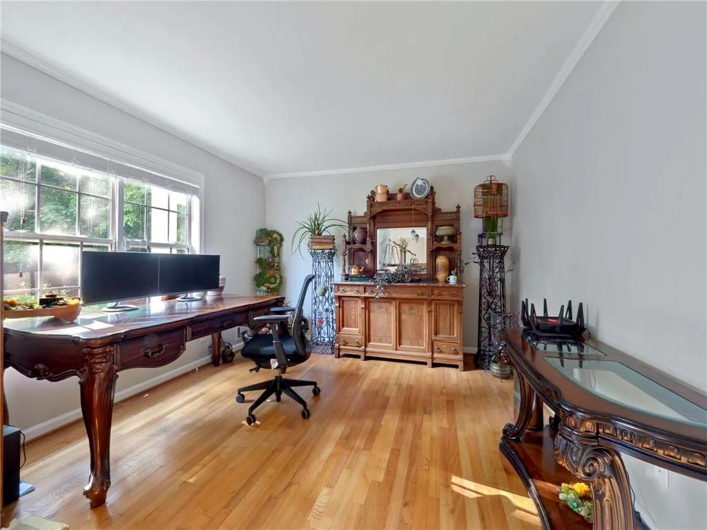7000 Brandon Mill Road, Atlanta, Georgia 30328, 5 Bedrooms Bedrooms, ,4 BathroomsBathrooms,Residential,Sold,7000 Brandon Mill Road,6914970