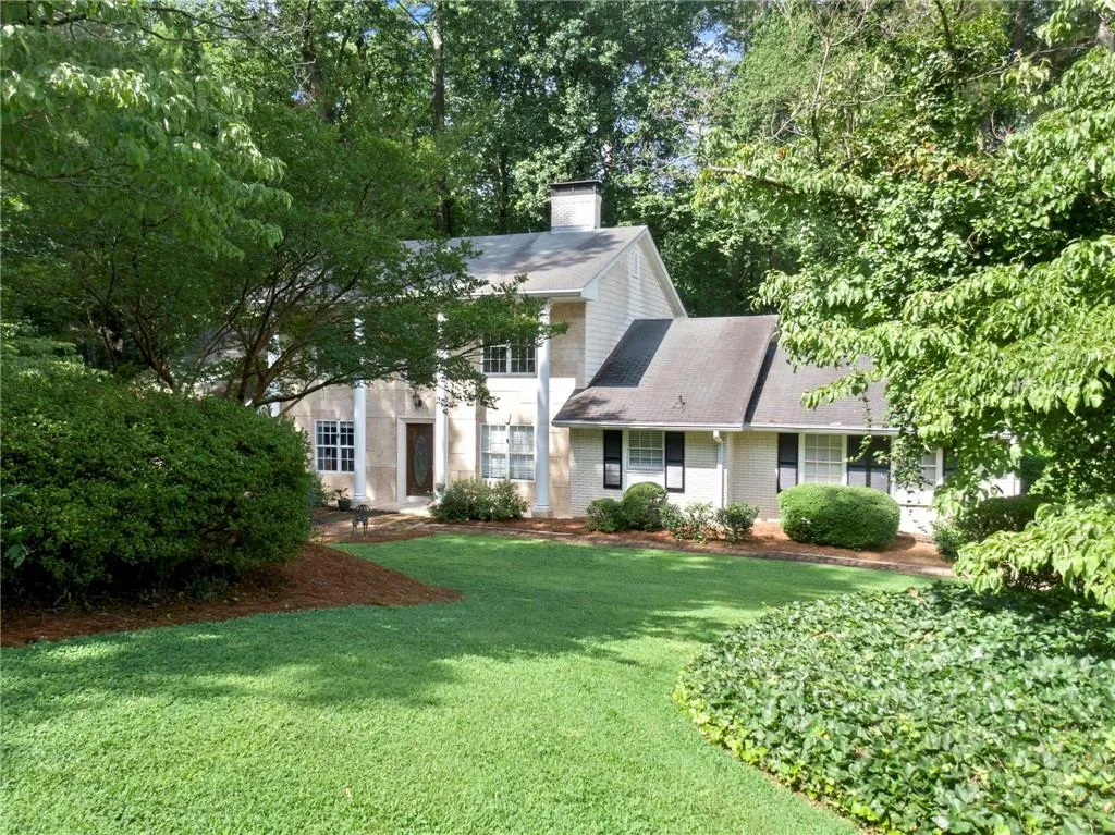 7000 Brandon Mill Road, Atlanta, Georgia 30328, 5 Bedrooms Bedrooms, ,4 BathroomsBathrooms,Residential,Sold,7000 Brandon Mill Road,6914970