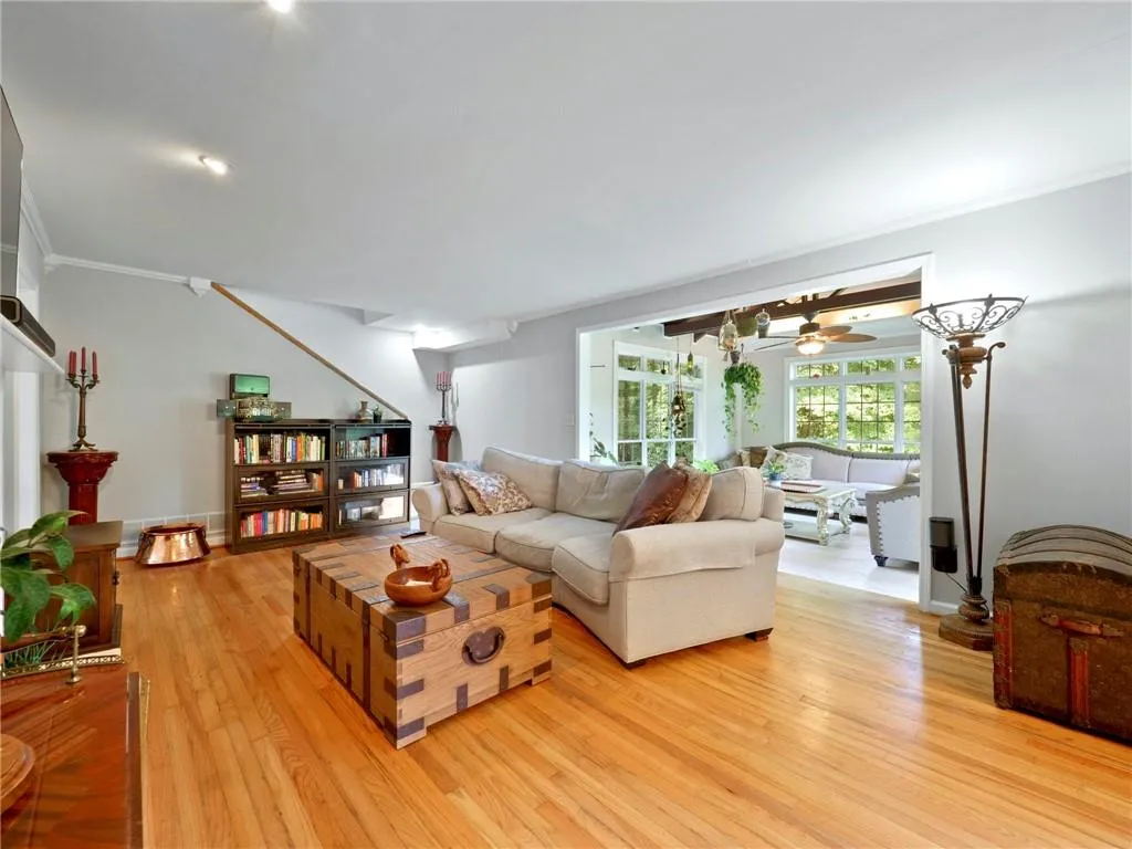 7000 Brandon Mill Road, Atlanta, Georgia 30328, 5 Bedrooms Bedrooms, ,4 BathroomsBathrooms,Residential,Sold,7000 Brandon Mill Road,6914970