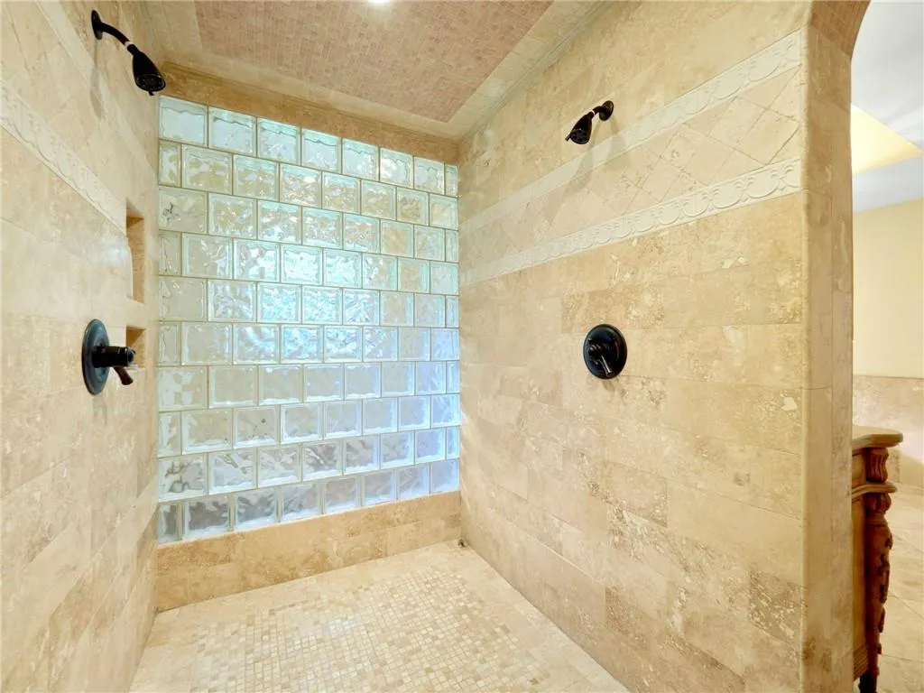 7000 Brandon Mill Road, Atlanta, Georgia 30328, 5 Bedrooms Bedrooms, ,4 BathroomsBathrooms,Residential,Sold,7000 Brandon Mill Road,6914970