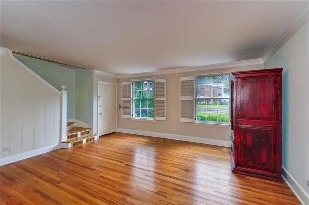 69 Delmont Drive Ne, Atlanta, Georgia 30305, 2 Bedrooms Bedrooms, ,1 BathroomBathrooms,Residential,Sold,69 Delmont Drive Ne,5612425
