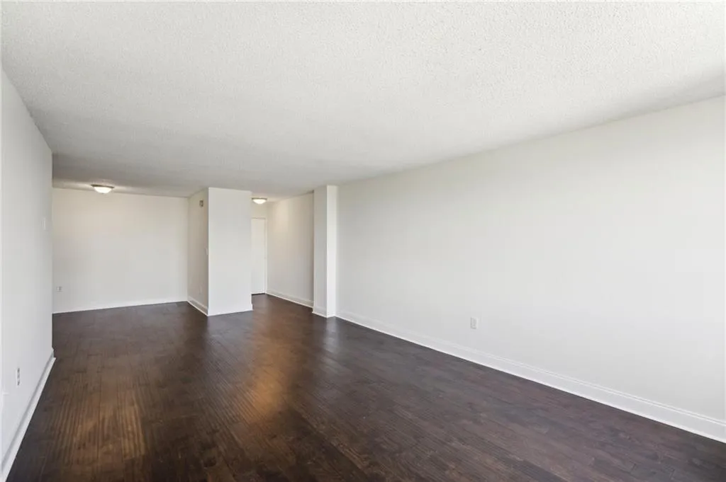 2479 Peachtree Road Ne Unit 1703, Atlanta, Georgia 30305, 1 Bedroom Bedrooms, ,1 BathroomBathrooms,Residential,For Sale,2479 Peachtree Road Ne Unit 1703,7644912