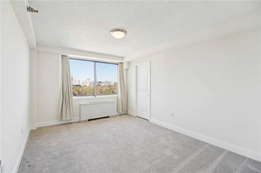 2479 Peachtree Road Ne Unit 1703, Atlanta, Georgia 30305, 1 Bedroom Bedrooms, ,1 BathroomBathrooms,Residential,For Sale,2479 Peachtree Road Ne Unit 1703,7644912