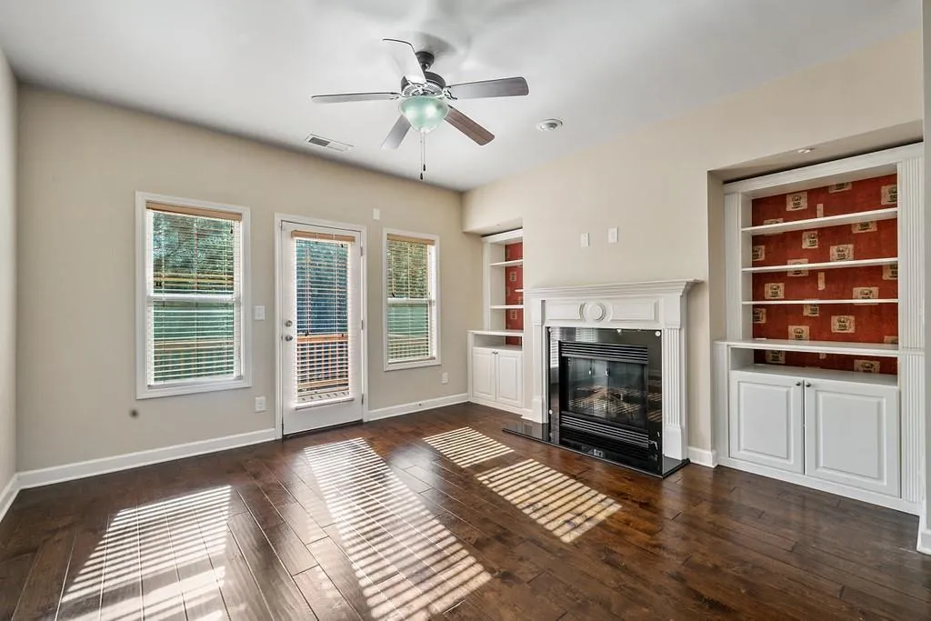 7465 Highland Bluff, Sandy Springs, Georgia 30328, 3 Bedrooms Bedrooms, ,3 BathroomsBathrooms,Residential,Sold,7465 Highland Bluff,6813374