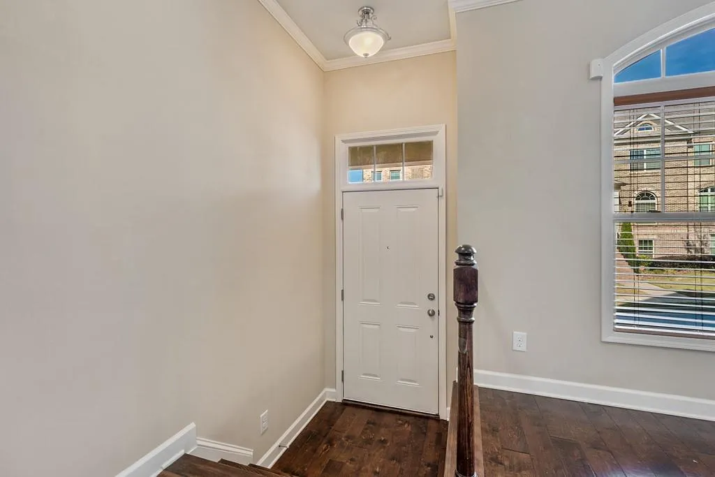 7465 Highland Bluff, Sandy Springs, Georgia 30328, 3 Bedrooms Bedrooms, ,3 BathroomsBathrooms,Residential,Sold,7465 Highland Bluff,6813374