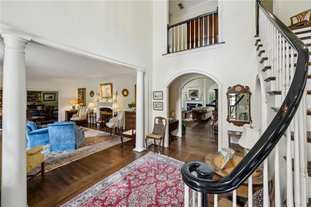 Two Story Foyer with curved staircase