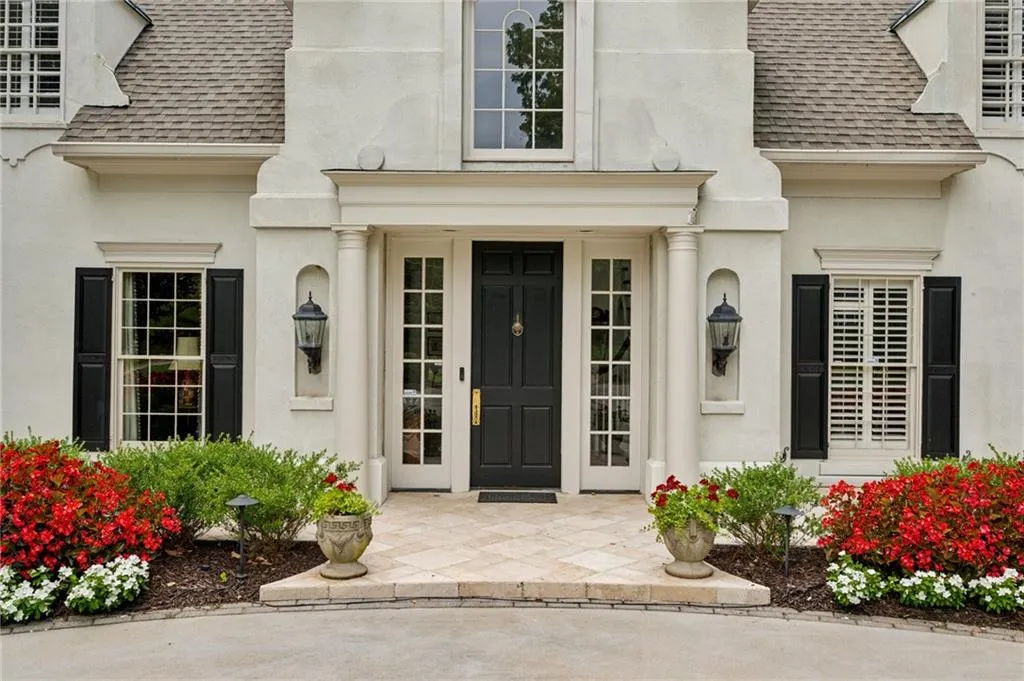 3460 Paces Valley Road Nw, Atlanta, Georgia 30327, 5 Bedrooms Bedrooms, ,4 BathroomsBathrooms,Residential,For Sale,3460 Paces Valley Road Nw,7613103