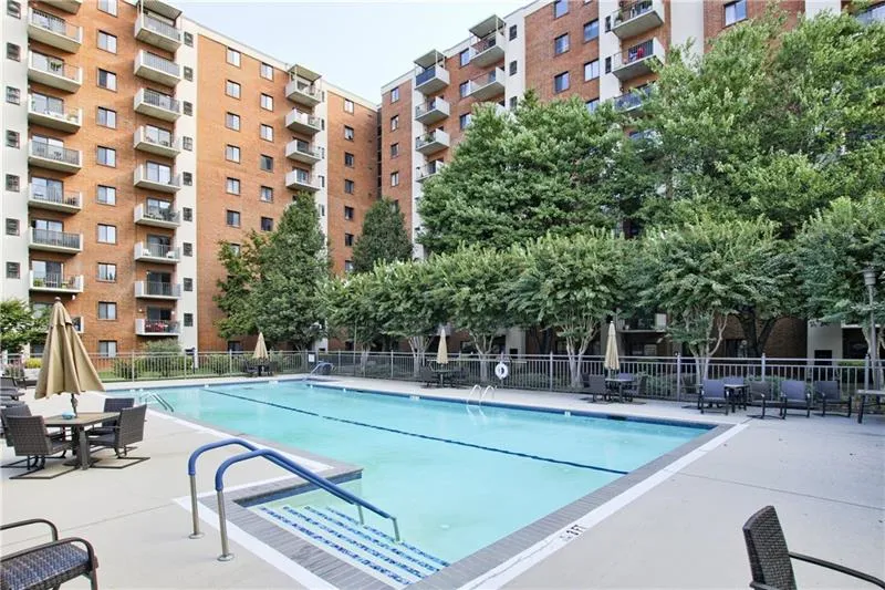 300 Johnson Ferry Road Ne Unit A604, Sandy Springs, Georgia 30328, 2 Bedrooms Bedrooms, ,2 BathroomsBathrooms,Residential,Sold,300 Johnson Ferry Road Ne Unit A604,6618286