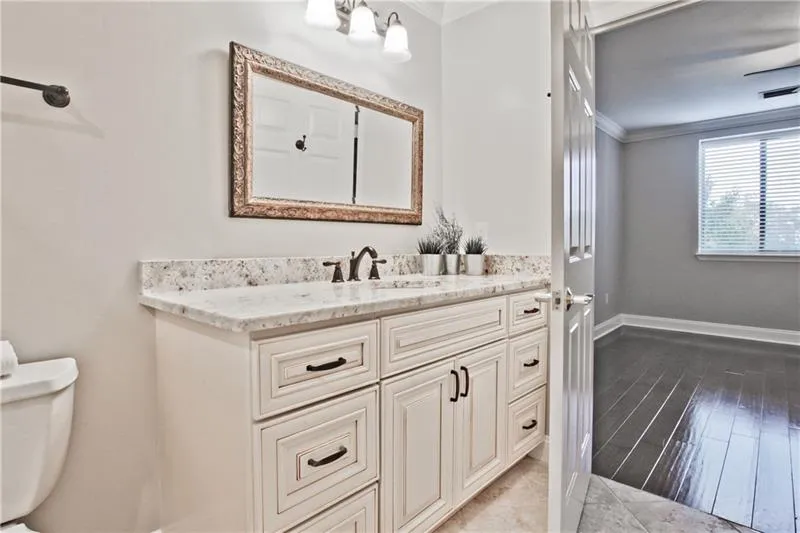 300 Johnson Ferry Road Ne Unit A604, Sandy Springs, Georgia 30328, 2 Bedrooms Bedrooms, ,2 BathroomsBathrooms,Residential,Sold,300 Johnson Ferry Road Ne Unit A604,6618286