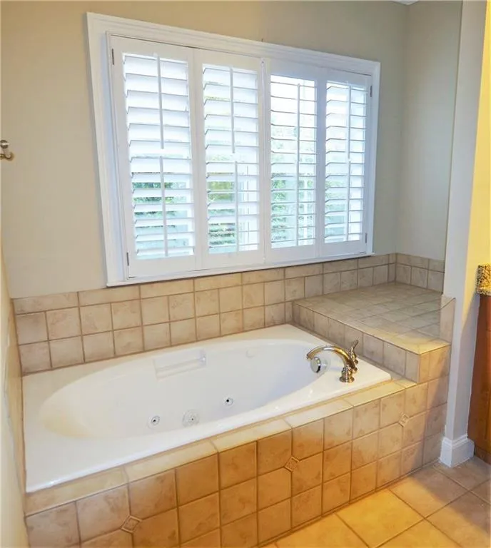 5436 Glenridge View, Atlanta, Georgia 30342, 3 Bedrooms Bedrooms, ,3 BathroomsBathrooms,Residential,Sold,5436 Glenridge View,5727119