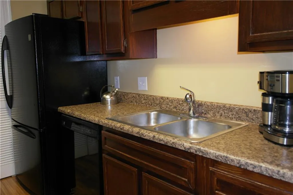 610 Gettysburg Place Unit 610, Sandy Springs, Georgia 30350, 2 Bedrooms Bedrooms, ,2 BathroomsBathrooms,Residential,Sold,610 Gettysburg Place Unit 610,5738956