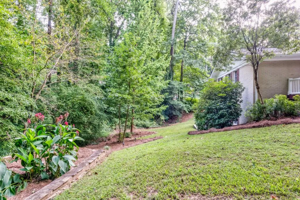 600 Amberidge Trail, Atlanta, Georgia 30328, 3 Bedrooms Bedrooms, ,2 BathroomsBathrooms,Residential,Sold,600 Amberidge Trail,5902184