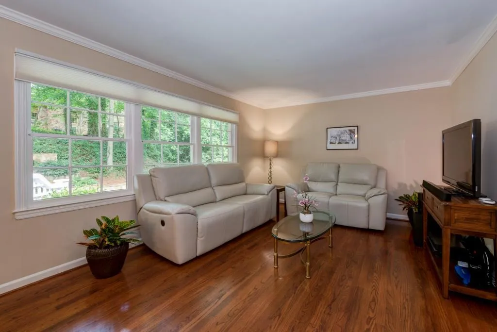 600 Amberidge Trail, Atlanta, Georgia 30328, 3 Bedrooms Bedrooms, ,2 BathroomsBathrooms,Residential,Sold,600 Amberidge Trail,5902184