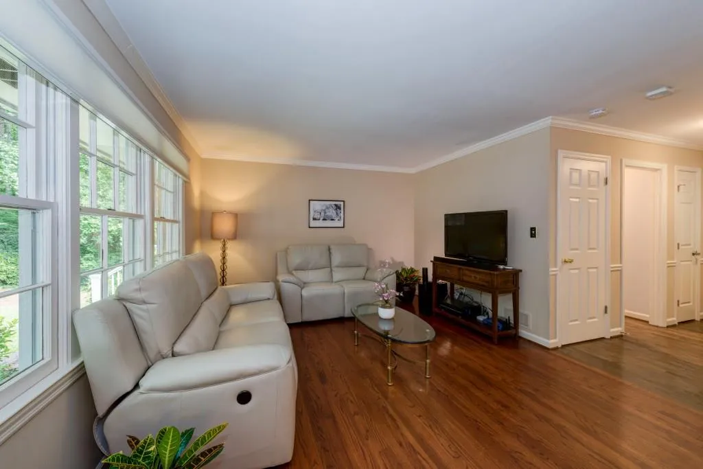 600 Amberidge Trail, Atlanta, Georgia 30328, 3 Bedrooms Bedrooms, ,2 BathroomsBathrooms,Residential,Sold,600 Amberidge Trail,5902184